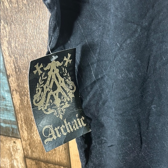 Archaic Men's Black Skull Graphic Tee - Picture 4 of 14